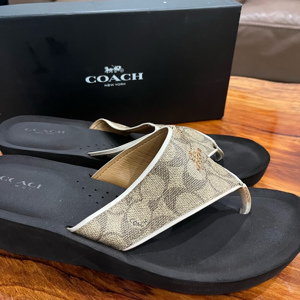 Coach Tan and Black Sandals with Thong Style and Patterned Straps
